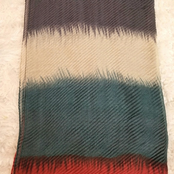 Water color striped scarf - Picture 2 of 2